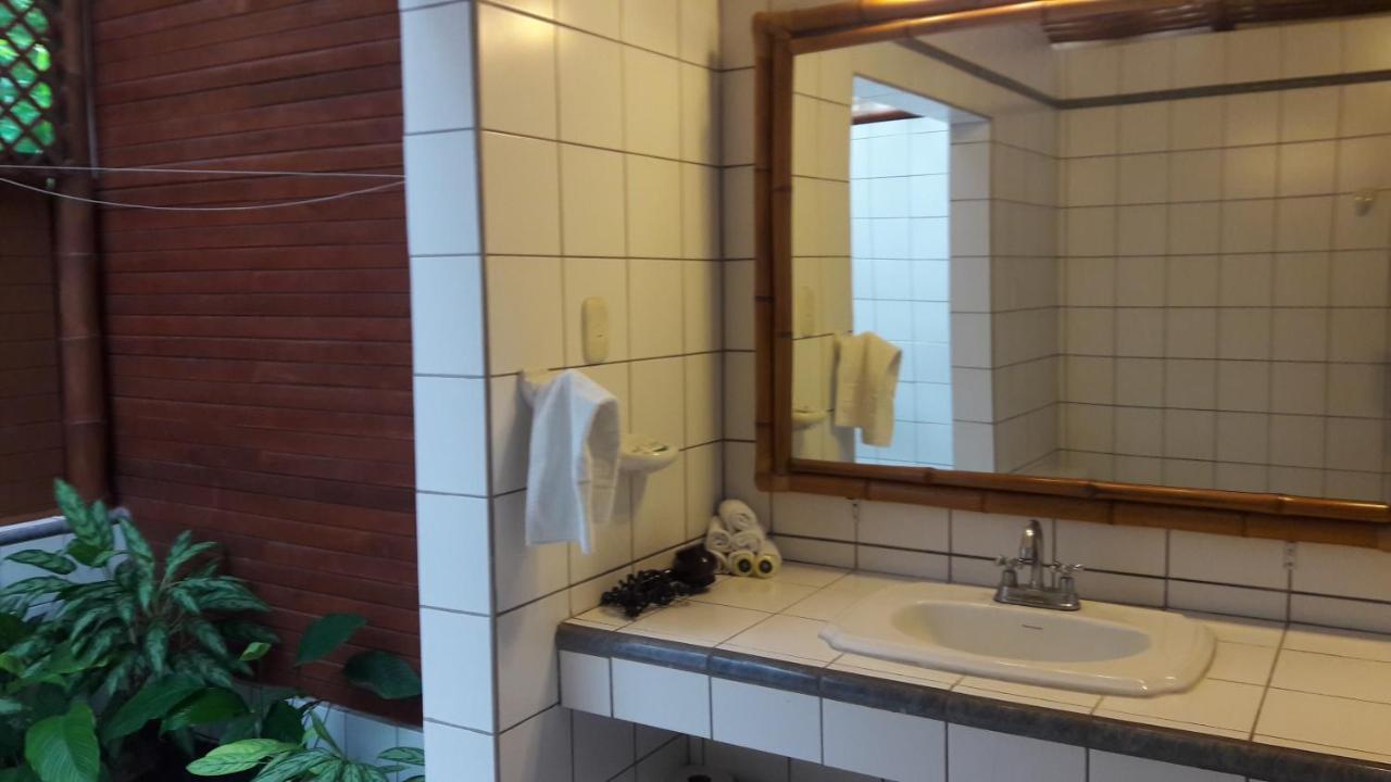 Playa Negra Guesthouse Cahuita Luaran gambar